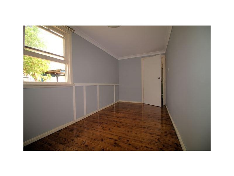 8 Carrington Street, St Marys NSW 2760