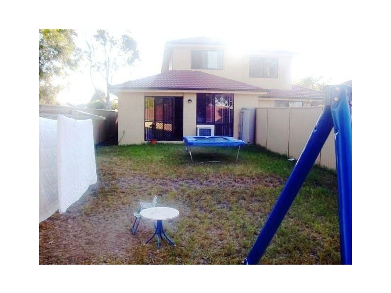 2/2 Marsden Street, St Marys NSW 2760