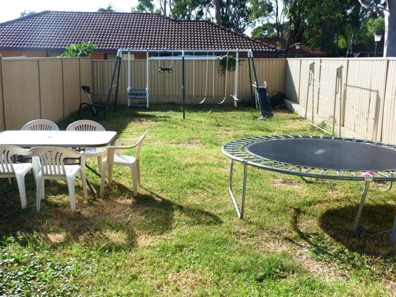 2/2 Marsden Street, St Marys NSW 2760