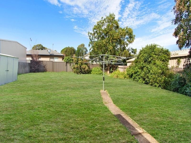 19 Feramin Avenue, Whalan NSW 2770