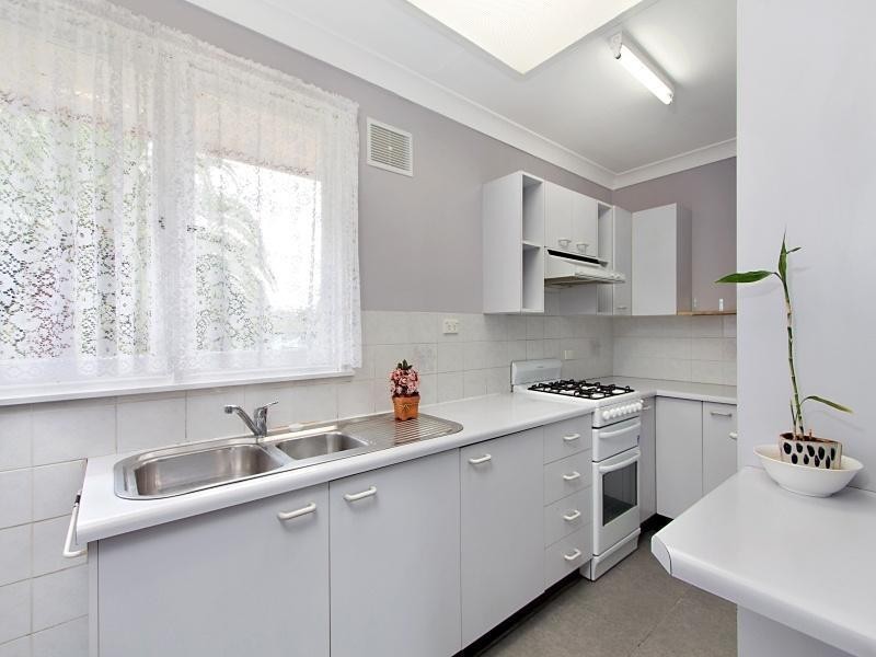 24 Runcorn Avenue, Hebersham NSW 2770