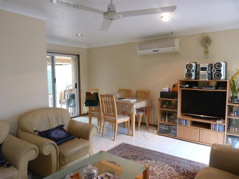 20 Florian Grove, Oakhurst NSW 2761