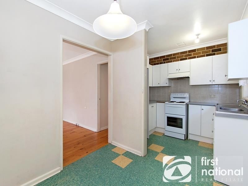 33 Forrester Road, Lethbridge Park NSW 2770