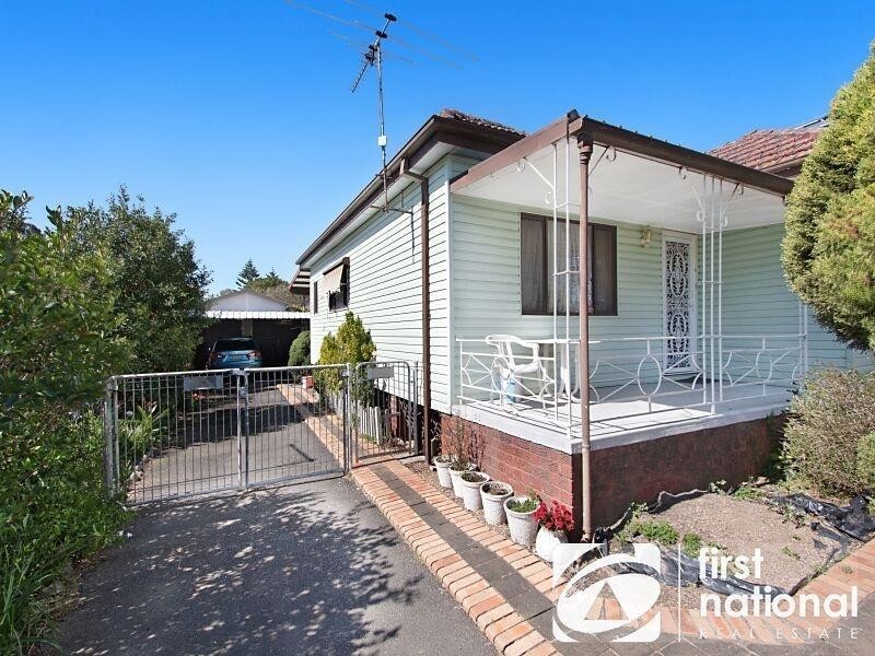 8 Maryvale Avenue, Liverpool NSW 2170