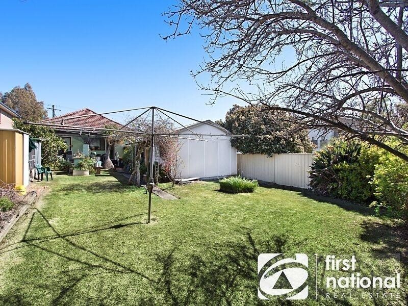 8 Maryvale Avenue, Liverpool NSW 2170