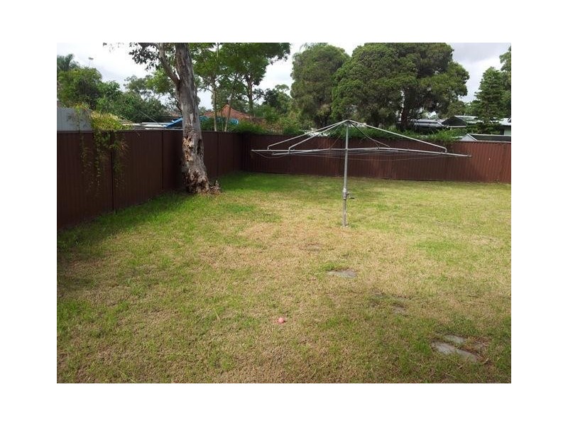 40 PALAU Crescent, Lethbridge Park NSW 2770