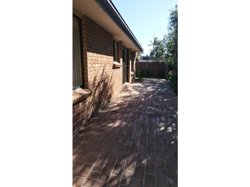 42B FRANCIS Street, Cambridge Park NSW 2747