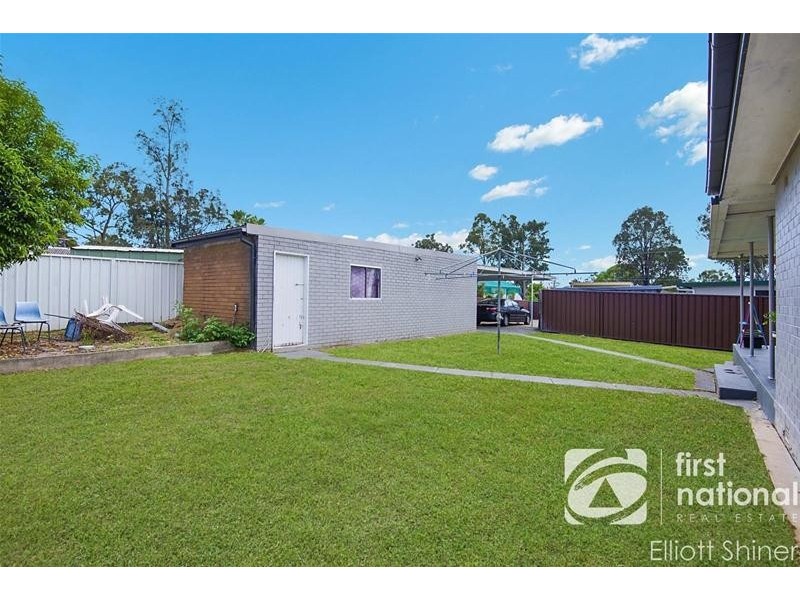 28 Mariana Crescent, Lethbridge Park NSW 2770