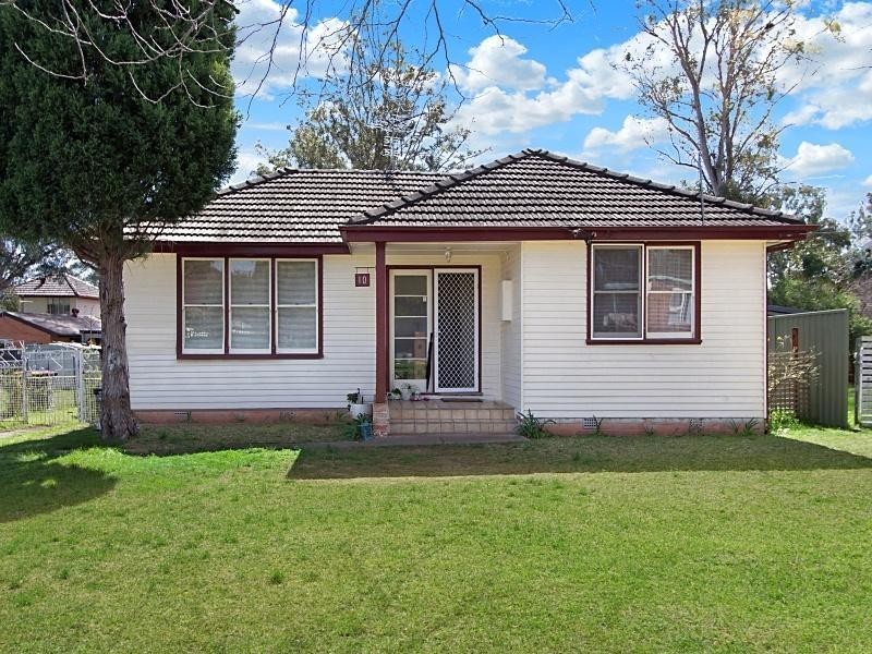 10 Talmiro Street, Whalan NSW 2770