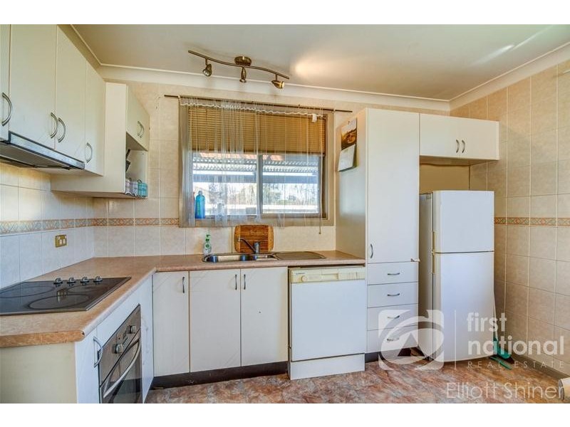 7 Lucena Crescent, Lethbridge Park NSW 2770