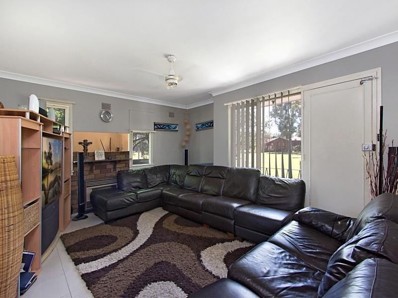 12 Mudie Place, Blackett NSW 2770