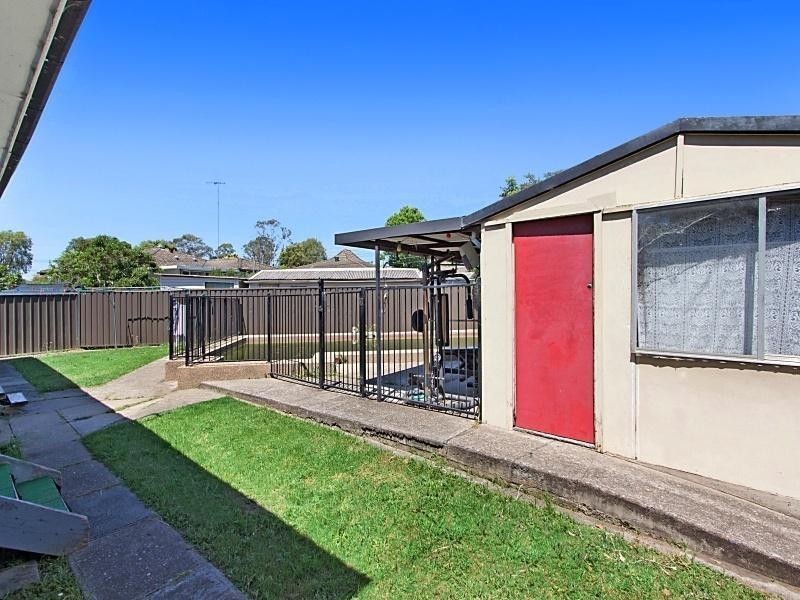 12 Mudie Place, Blackett NSW 2770