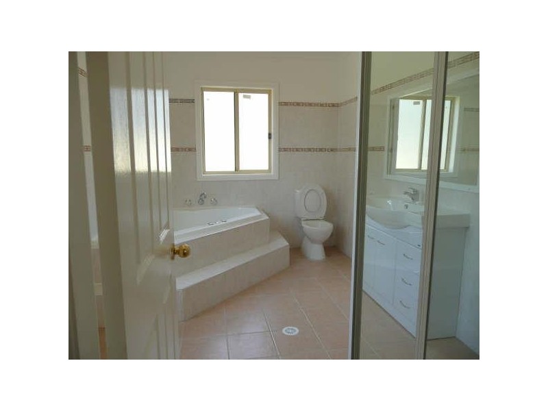 19 BUNSEN Avenue, Emerton NSW 2770