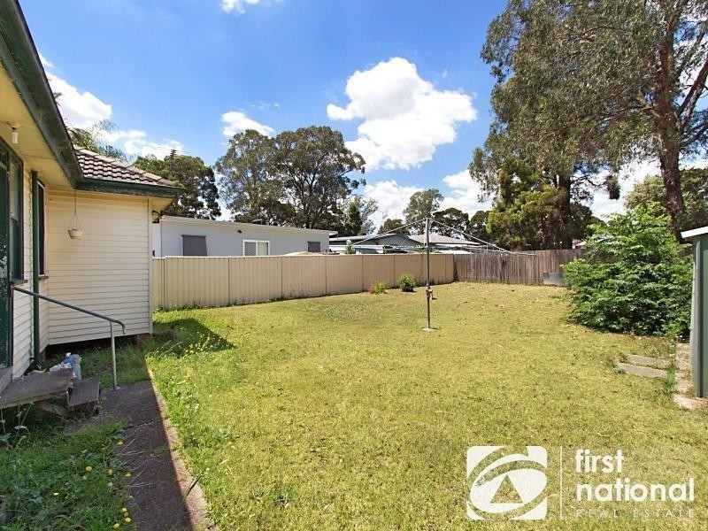 30 Tasman Avenue, Lethbridge Park NSW 2770