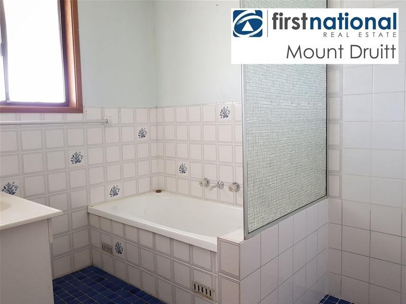 40 Lamerton Street, Oakhurst NSW 2761