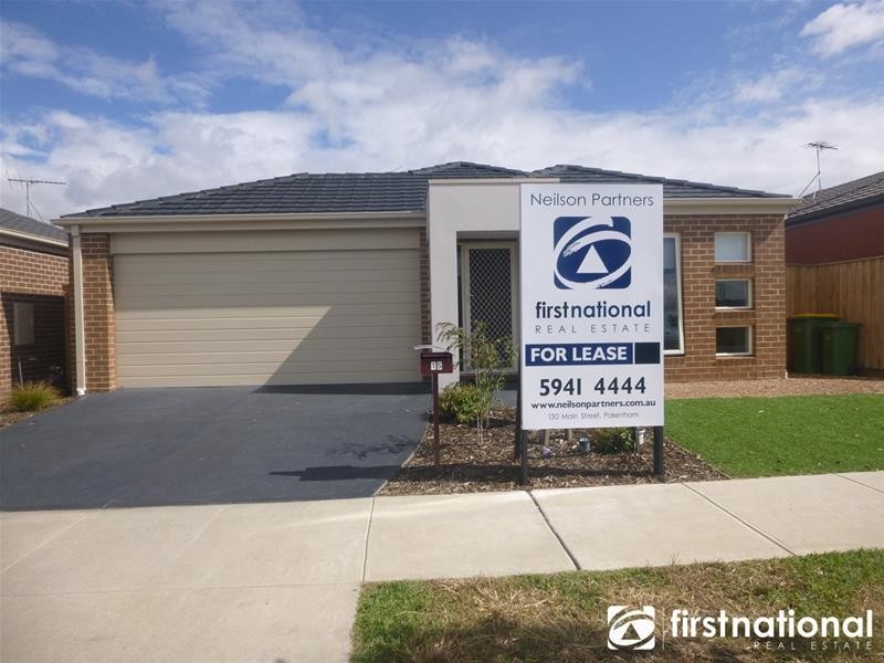 15 Markbeech Crescent, Officer VIC 3809