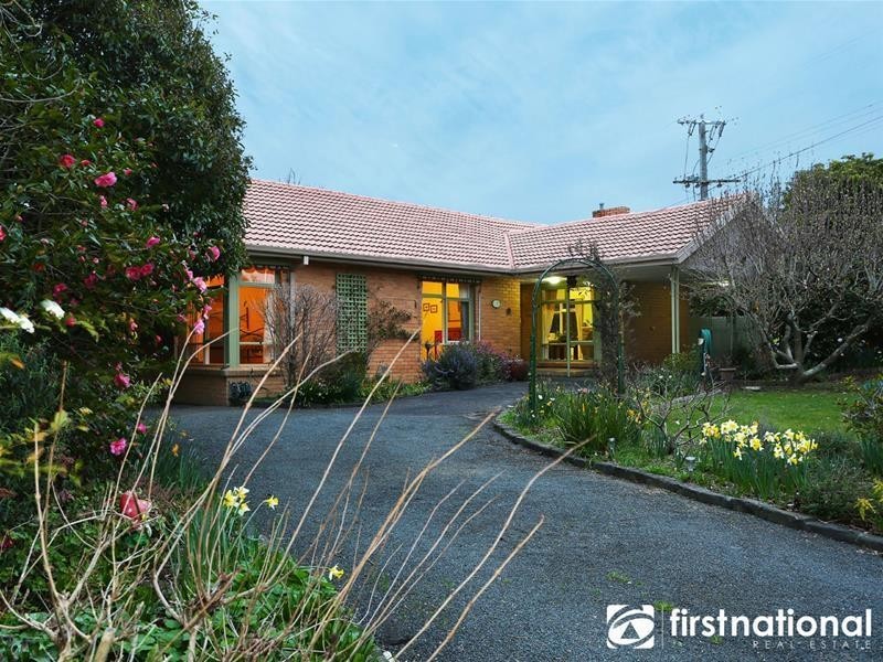 19 Winters Lane, Narre Warren North VIC 3804