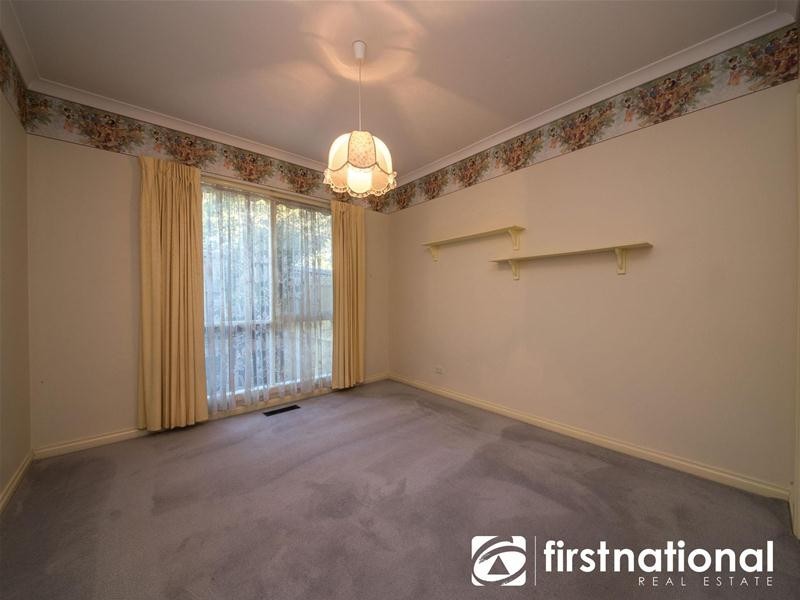 2 Carrington  Place, Berwick VIC 3806