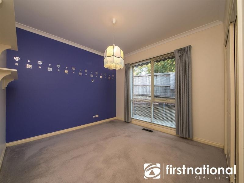 2 Carrington  Place, Berwick VIC 3806