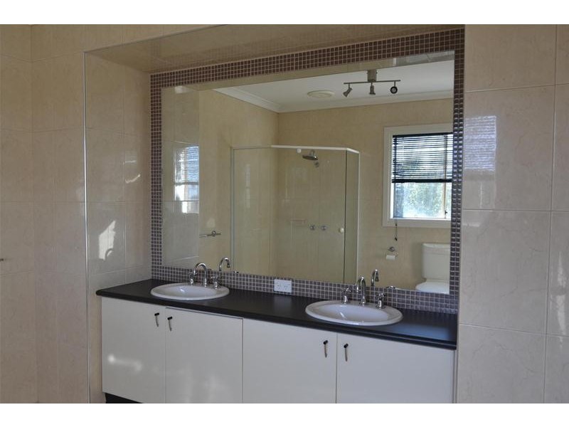 25 Timberside Drive, Beaconsfield VIC 3807