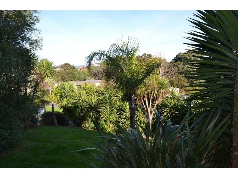 25 Timberside Drive, Beaconsfield VIC 3807
