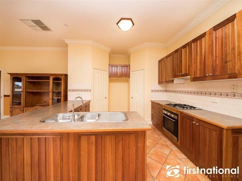 133 Montbrae Circuit, Narre Warren North VIC 3804