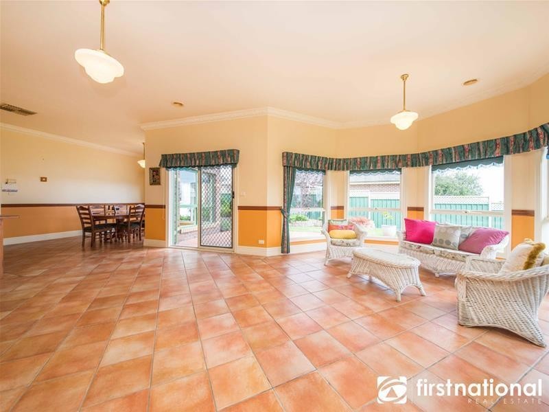 133 Montbrae Circuit, Narre Warren North VIC 3804