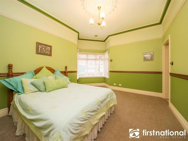 133 Montbrae Circuit, Narre Warren North VIC 3804