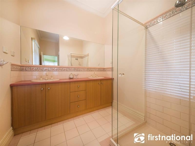 133 Montbrae Circuit, Narre Warren North VIC 3804