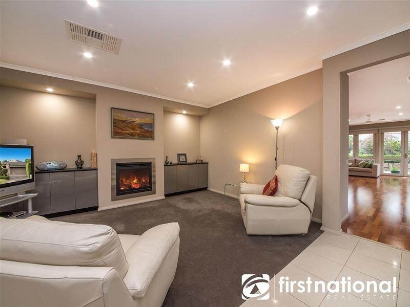 12 Peel Street, Berwick VIC 3806