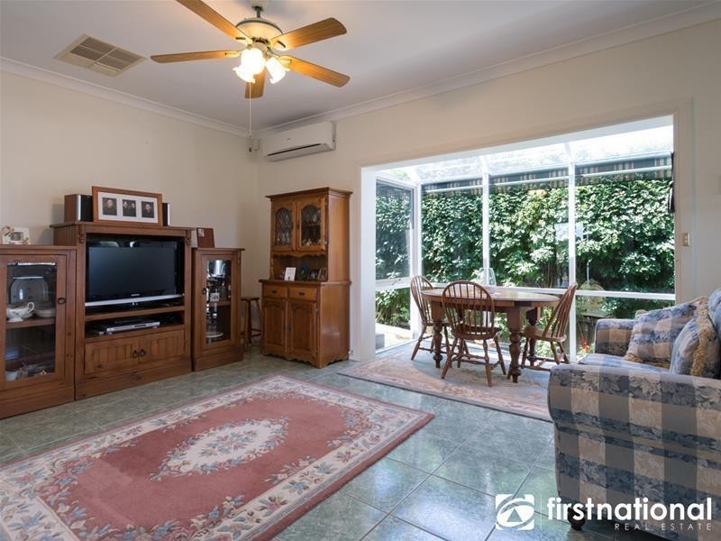 2A McCaffery Rise, Pakenham VIC 3810