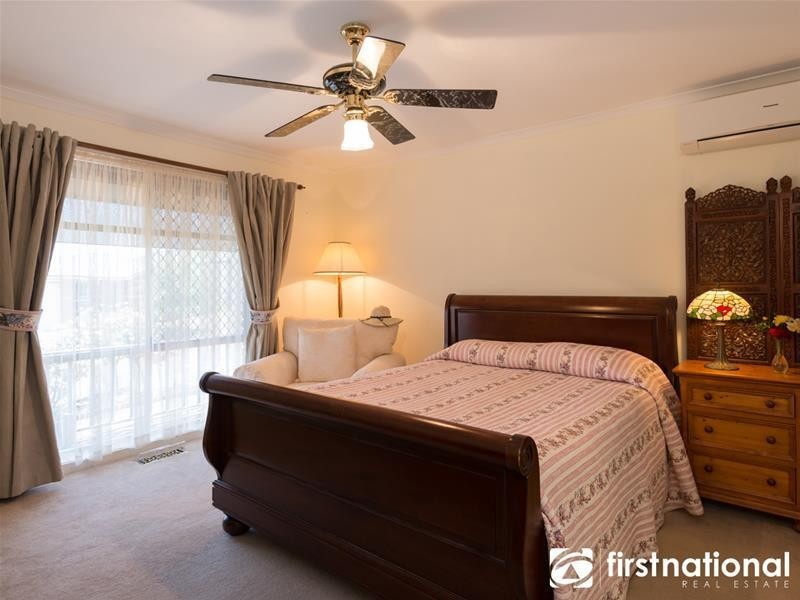 2A McCaffery Rise, Pakenham VIC 3810