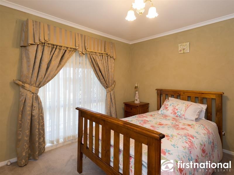 2A McCaffery Rise, Pakenham VIC 3810