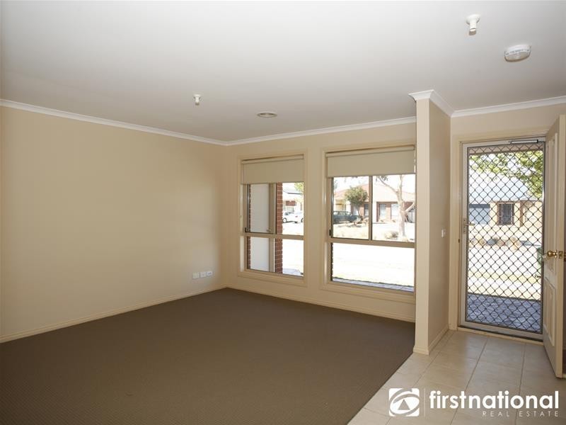 19 Park Boulevard, Pakenham VIC 3810