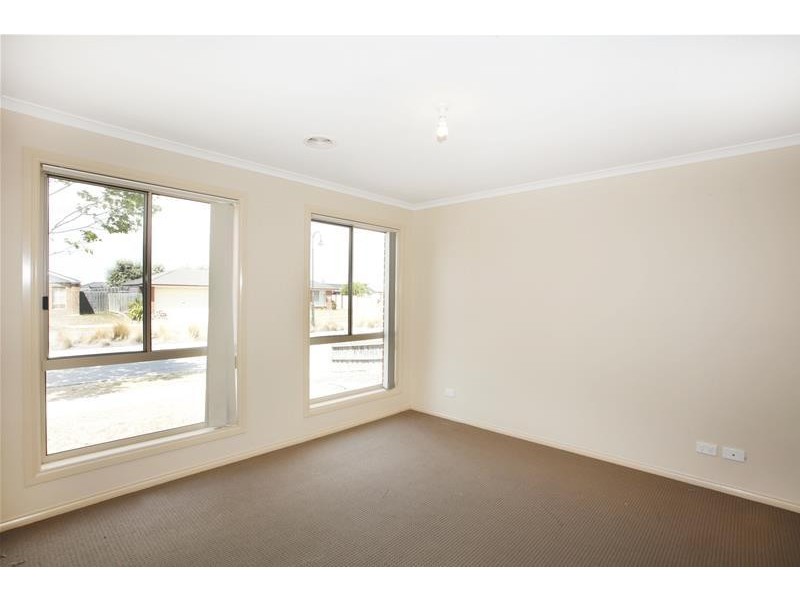 19 Park Boulevard, Pakenham VIC 3810