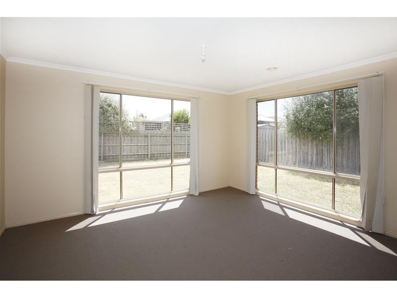 19 Park Boulevard, Pakenham VIC 3810