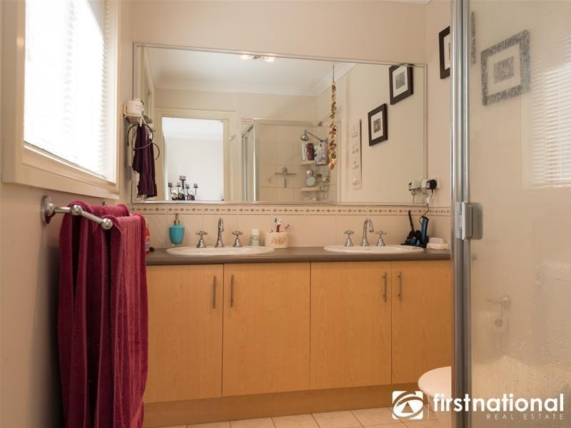 74 Marsh Grove, Berwick VIC 3806