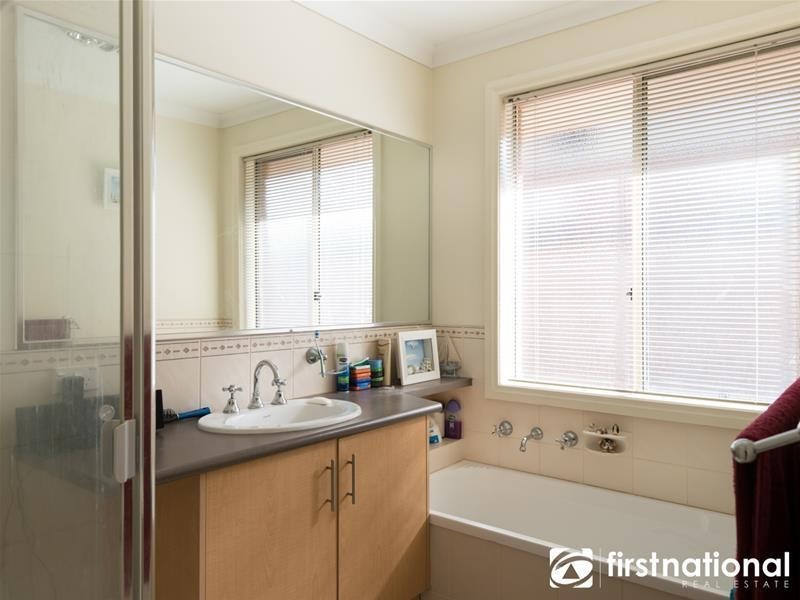 74 Marsh Grove, Berwick VIC 3806