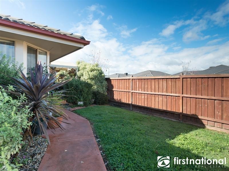 74 Marsh Grove, Berwick VIC 3806