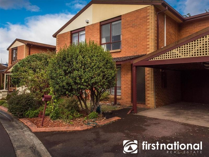 5 Warren Close, Narre Warren VIC 3805