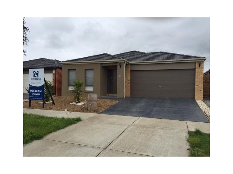 25 Celestine Drive, Officer VIC 3809