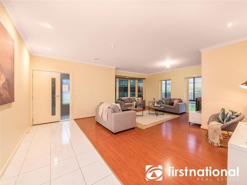 5 Griffith Mews, Pakenham VIC 3810