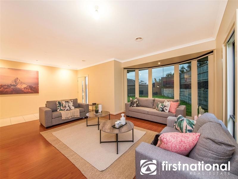 5 Griffith Mews, Pakenham VIC 3810