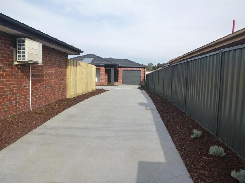 61A Strong Drive, Hampton Park VIC 3976