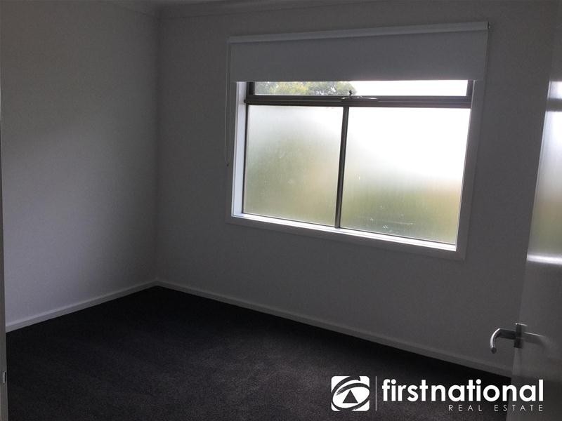 35/23 Atlantic Drive, Pakenham VIC 3810