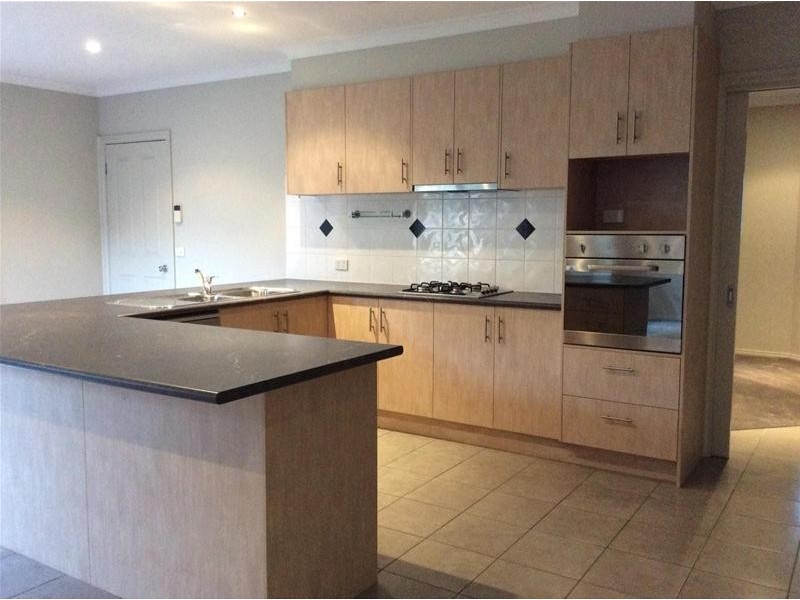 3 Misty Close, Berwick VIC 3806