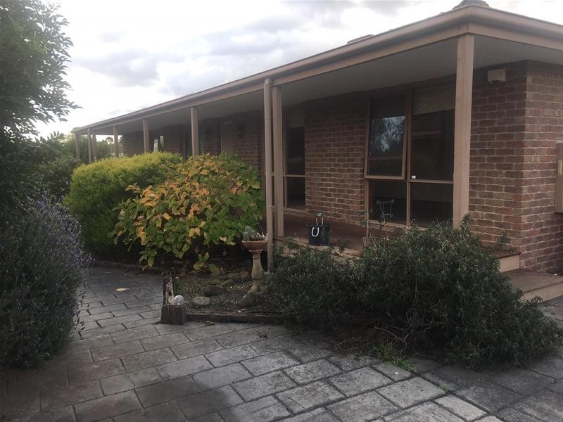 10 Clarrisa Court, Narre Warren VIC 3805