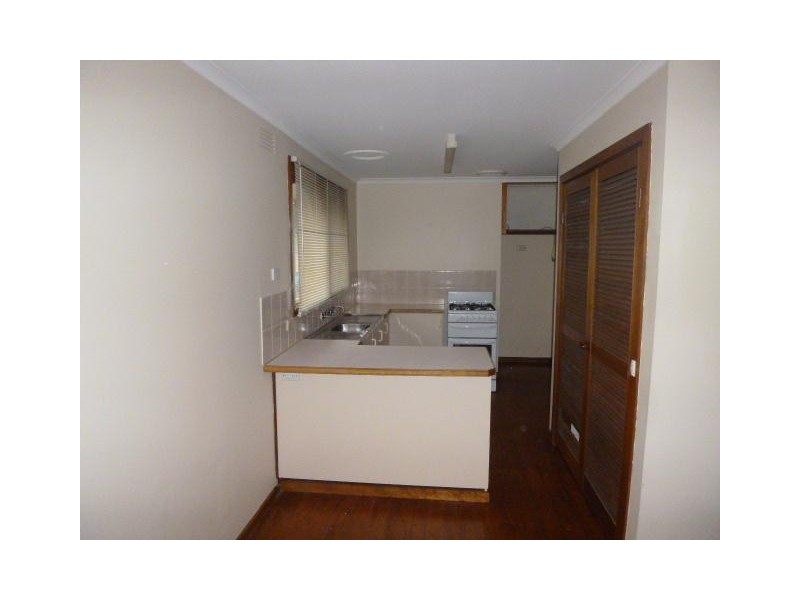 68 Sweeney Drive, Narre Warren VIC 3805