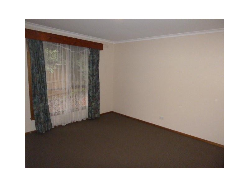 68 Sweeney Drive, Narre Warren VIC 3805