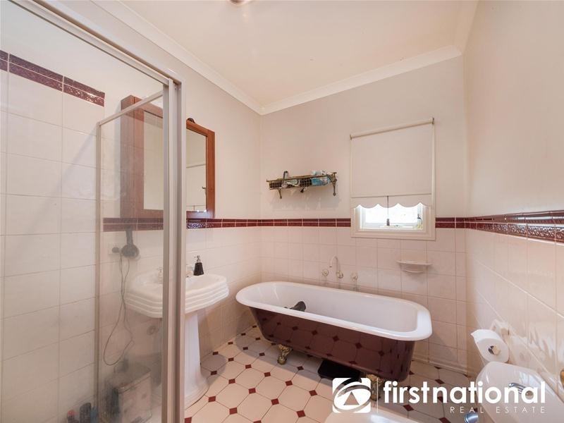 54 Whiteside Road, Officer VIC 3809